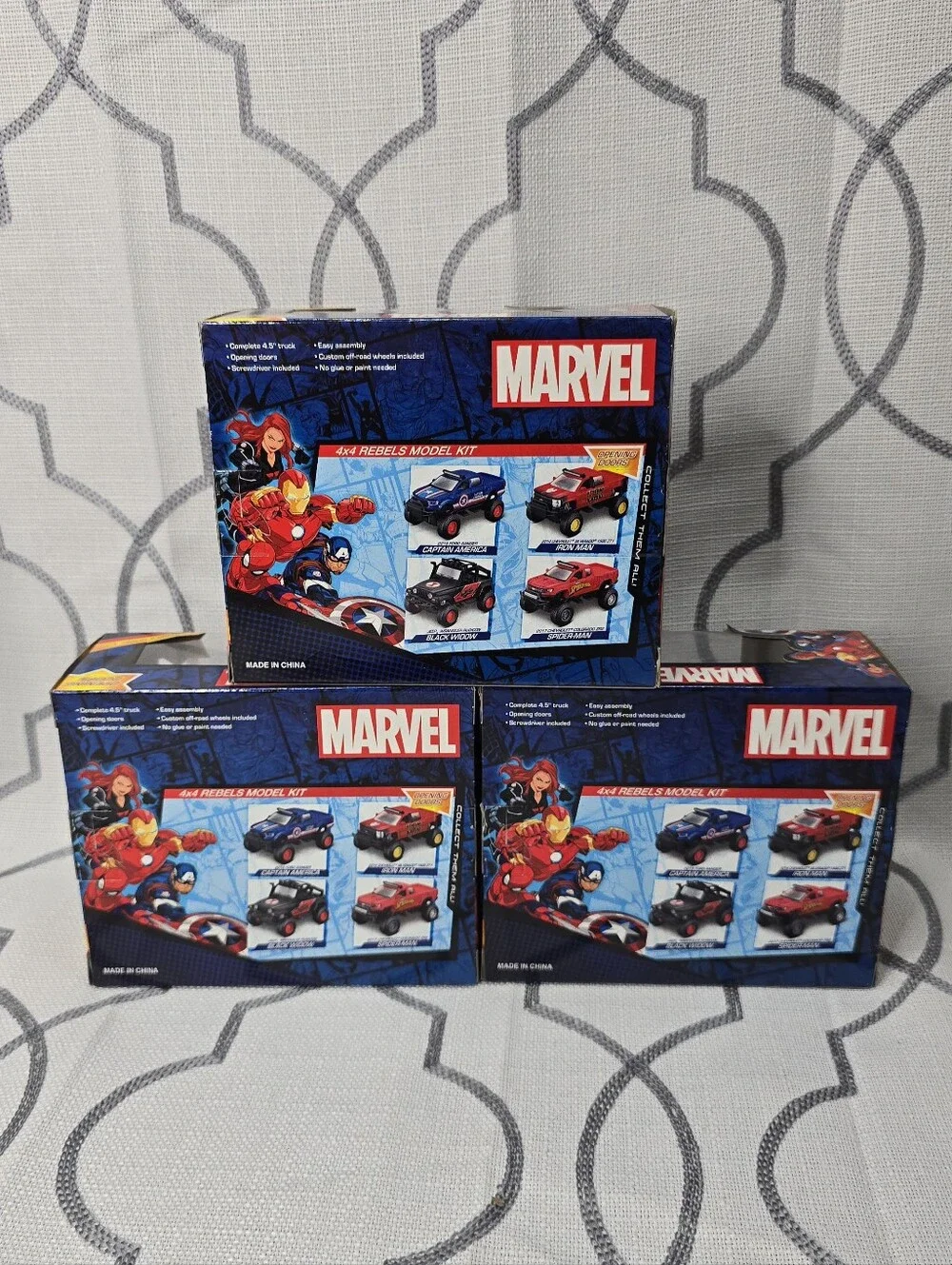 Marvel Avengers 4x4 Rebels Set 3 Model Kit Spider-man Iron Man Black Widow New